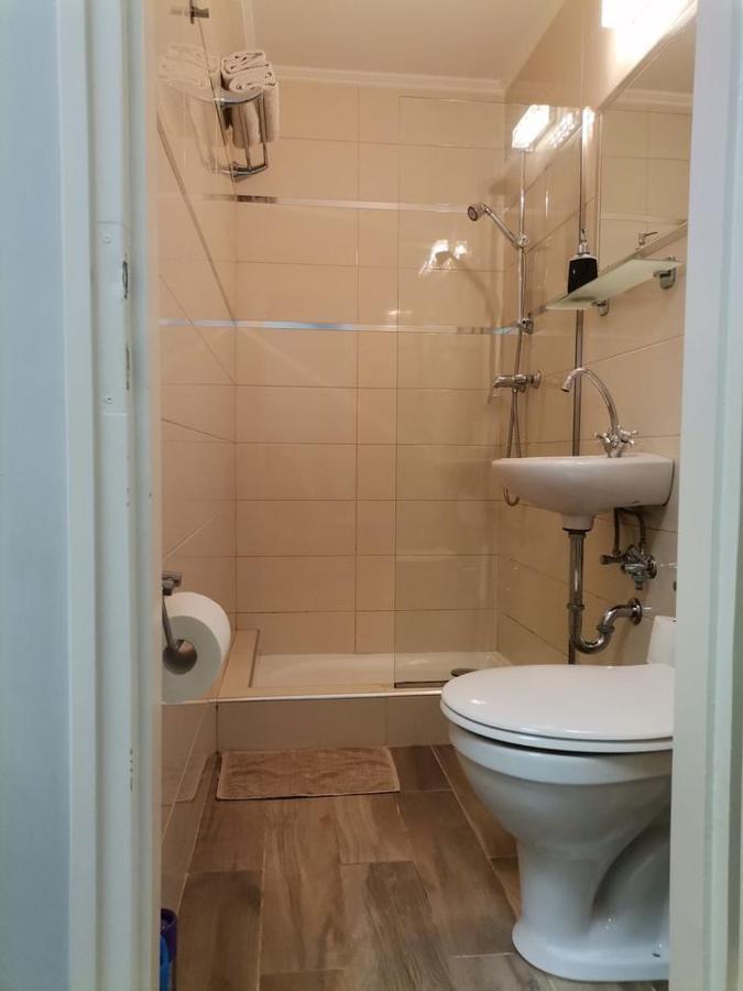Lika Panzio Gyula Hotel Ngoại thất bức ảnh